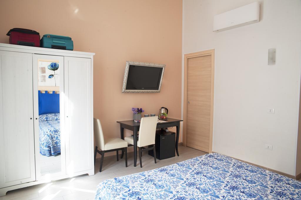 Merulana Suite Ρώμη Εξωτερικό φωτογραφία